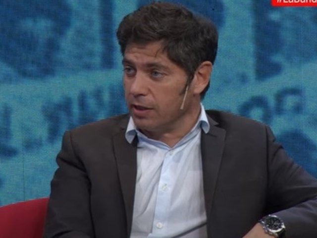 “Hay que resaltar el grado de locura que esto implica”: Axel Kicillof, atónito con el acto de Milei, lanzó una ironía sobre poner a Trump en la boleta