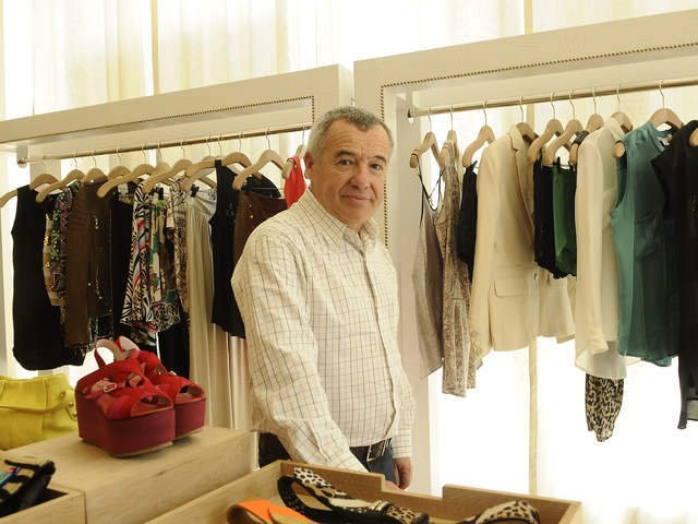 Un referente de la UIA calificó de “desagradable” el viaje de Milei y se metió en la polémica de Adorni: “Usan el avión presidencial como si fuera un taxi”