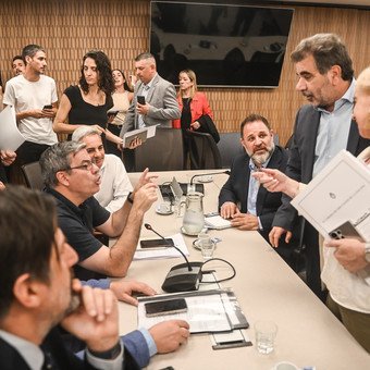 DNU de la SIDE: la oposición espera los plazos y hace números para voltearlo en el Congreso