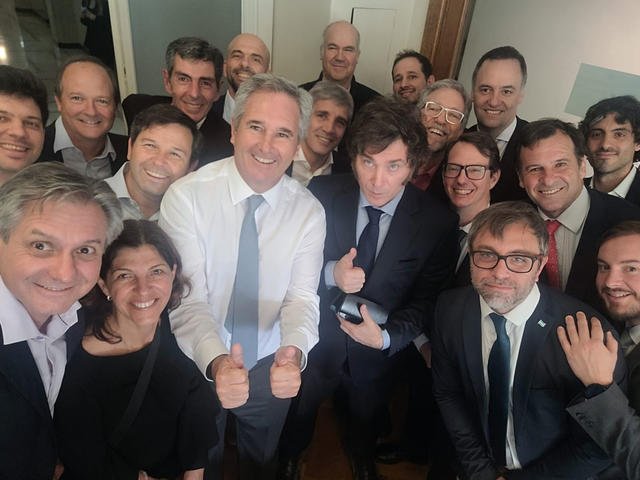 Milei designó a Pablo Quirno en Cancillería pero sigue la tensión interna por el resto de los cambios de gabinete