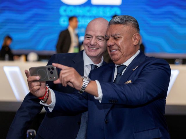 Una buena noticia judicial para el “Chiqui”Tapia: fue sobreseído en una causa por lavado de dinero del 2021