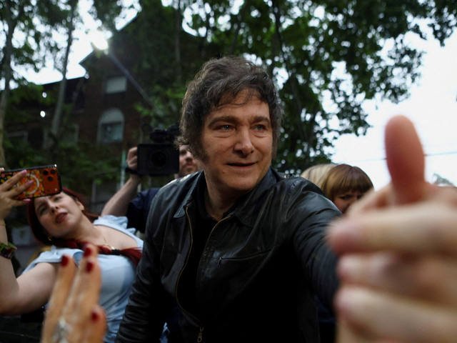 Javier Milei felicitó a Rodrigo Paz y dijo que Bolivia deja atrás “20 años del fracasado modelo del socialismo”