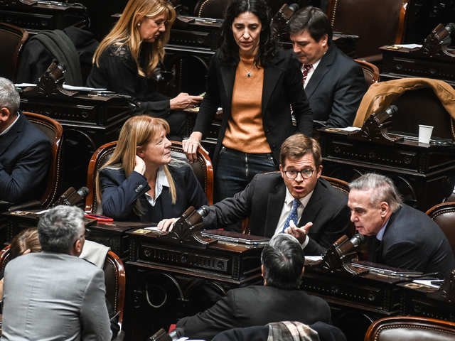 Provincias Unidas quedó al borde de la ruptura en Diputados por la pelea entre Pichetto y los gobernadores