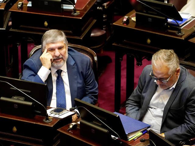 “¿Usted se baja el pantalón si votamos por mayoría?”: el cruce entre Mayans y Abdala por un intento de votación exprés de LLA