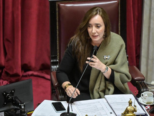 Victoria Villarruel fue a Comodoro Py a una audiencia con un periodista aliado de Milei al que denunció por llamarla “traidora y golpista”