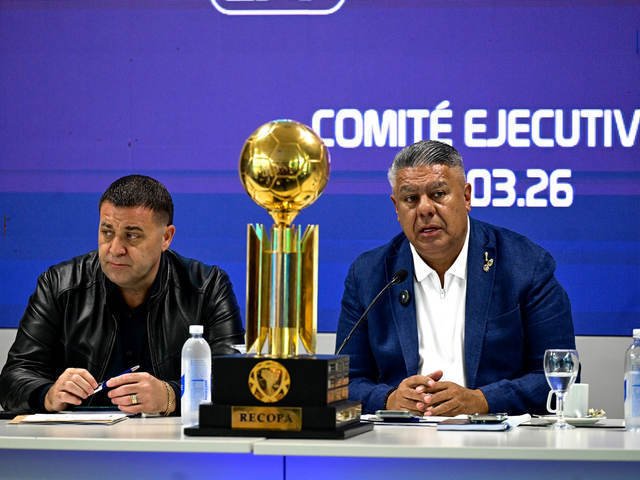 Corrupción en AFA: antes de declarar y en medio de nuevas denuncias, Tapia busca el apoyo de dirigentes del Interior