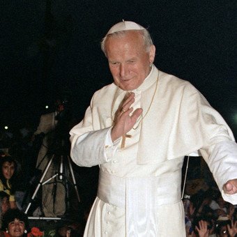 Las fotos históricas de los dos viajes de Juan Pablo II a Argentina ante la confirmación de la visita de León XIV