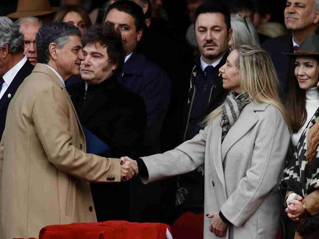 El macrismo apunta a una alianza pero Karina no descarta competir contra el PRO y el PJ