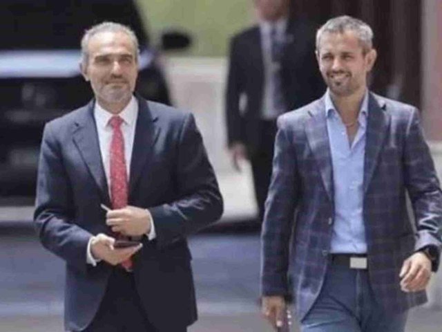 Apuntan a un socio de Menem en el escándalo de corrupción en la obra social de un sindicato