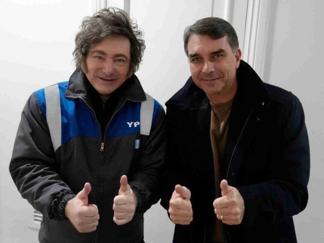 Milei viaja a San Pablo para respaldar la candidatura presidencial de Flavio Bolsonaro