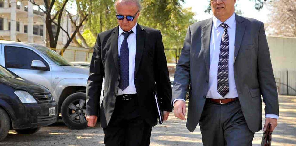 Cuadernos: testigos corroboran giros de plata negra que un financista K volcó en una planilla con retiros de dinero de empresas contratistas