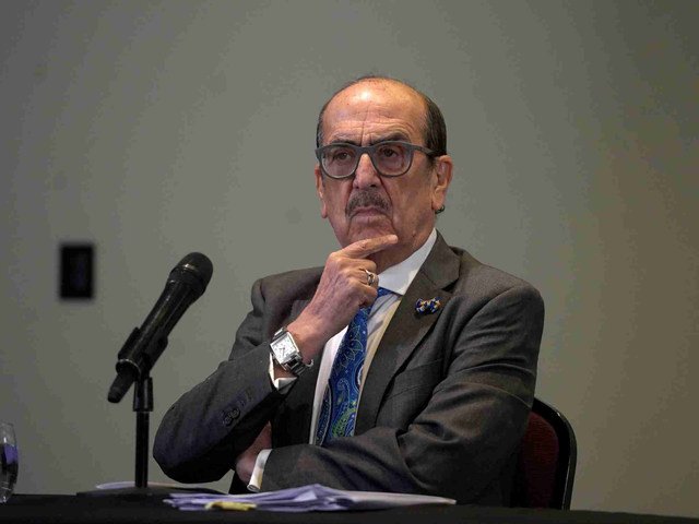 “Cristina no es una chorra, no es una kuka”, la histriónica participación del abogado español que eclipsó la presentación de la nueva estrategia legal de la expresidenta