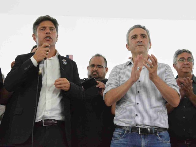 Libertarios contra Kicillof por el recorte de un programa alimentario: denuncian un “ajuste social” en Buenos Aires