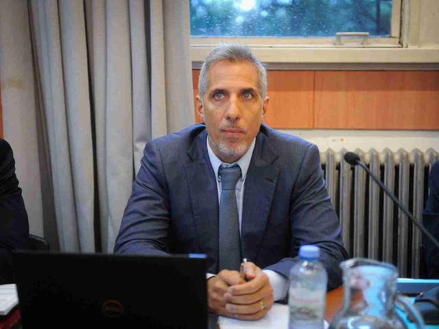 Denuncian una maniobra de fraude financiero con una fake news de un portal con formato falso de Clarín