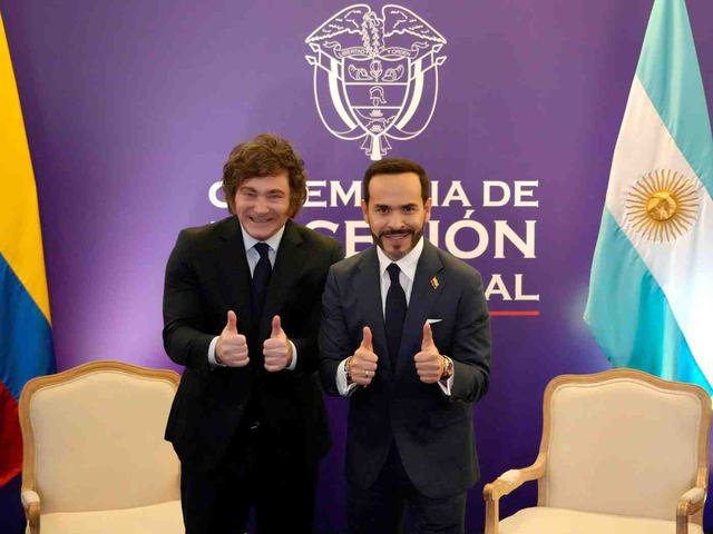 Milei estuvo en Colombia para la asunción de De la Espriella y suma un nuevo aliado en la derecha regional