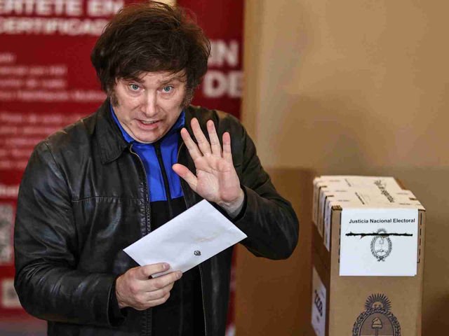 Nueva encuesta electoral y cuatro datos muy positivos para la reelección de Javier Milei