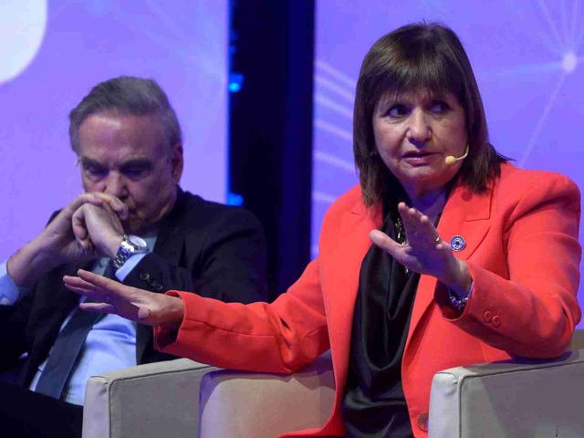 Patricia Bullrich se despegó del comisario que participó del operativo en el Congreso