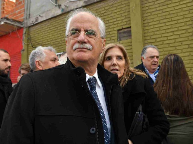 Jorge Taiana presentó un proyecto para declarar no laborables los días de la visita de León XIV a la Argentina