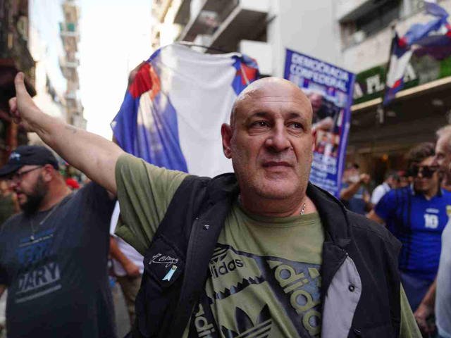 Santiago Cúneo y Larry de Clay se afiliaron al PJ y trabajarán para el proyecto de Kicillof
