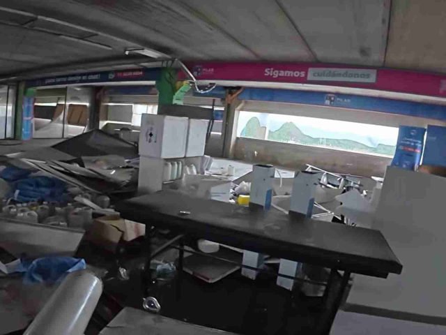 Jeringas, vacunas sin aplicar y hasta residuos patológicos: un influencer mostró un vacunatorio abandonado y la Provincia salió a dar explicaciones