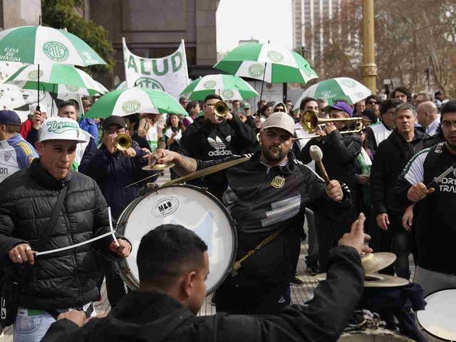 Un gremio se pone al frente del reclamo salarial de los militares y marchará al Ministerio de Defensa