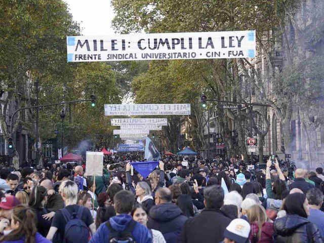 Conflicto universitario: aunque fracasa la paritaria, el juez mantiene la cautelar a favor de la Ley de Fondos e intima al Gobierno