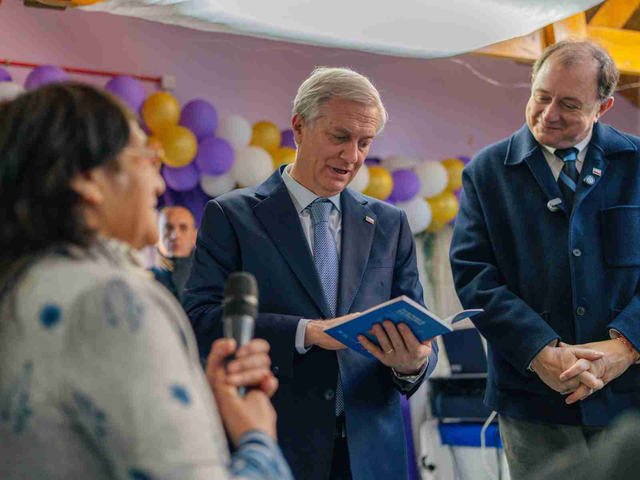 Milei viaja a Chile por un foro de derecha, pero en el gobierno de Kast lo esperan con un reclamo