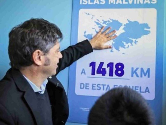 Kicillof criticó el mensaje en cadena de Milei sobre Malvinas y lanzó una ironía: “Pensé que era Inteligencia Artificial”
