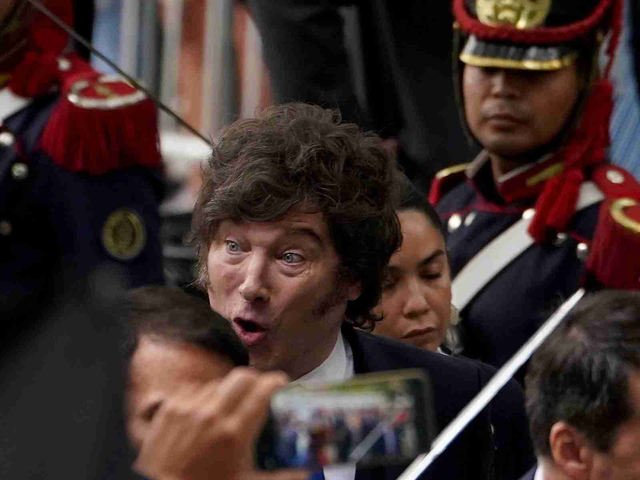 Nuevas batallas del Congreso, el botín de los intendentes y la mejor frase sobre Malvinas