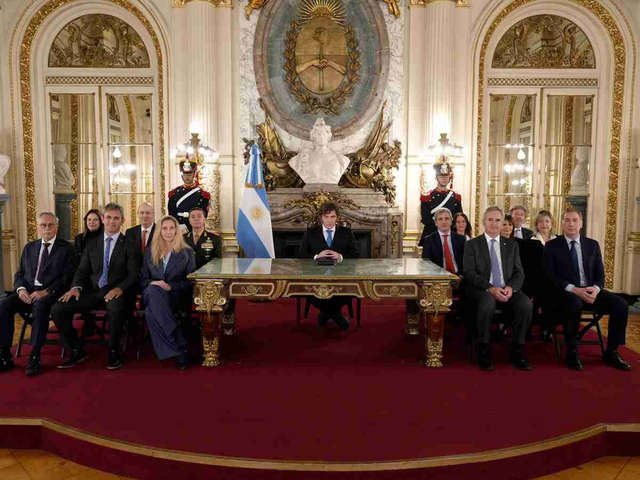 Con Malvinas como eje central, Milei reúne de nuevo a su Gabinete