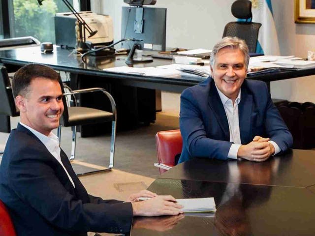 Llaryora se reunió con el peronista que dio la sorpresa en la elección en Marcos Juárez y se quedó con la intendencia