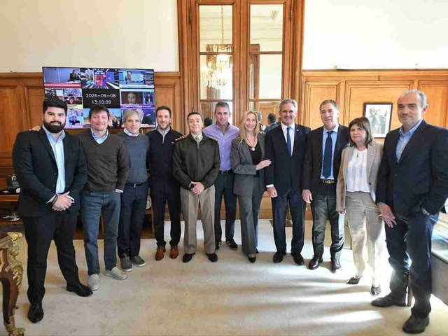 Entre el impulso por Malvinas y la presión opositora en el Congreso, el Gobierno reacomoda su estrategia