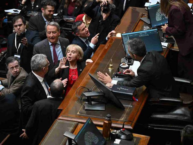 Diputados: la oposición se abroqueló para abrir el recinto por endeudamiento y discapacidad y el oficialismo anunció que dará quórum
