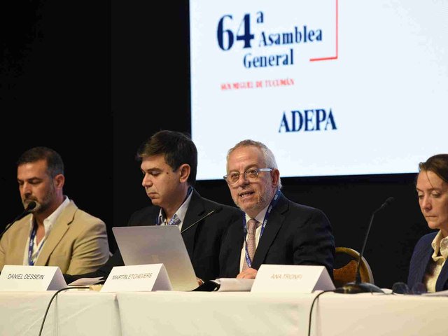 ADEPA: “La Inteligencia Artificial desafía la sustentabilidad de los medios y obliga a construir nuevas respuestas”