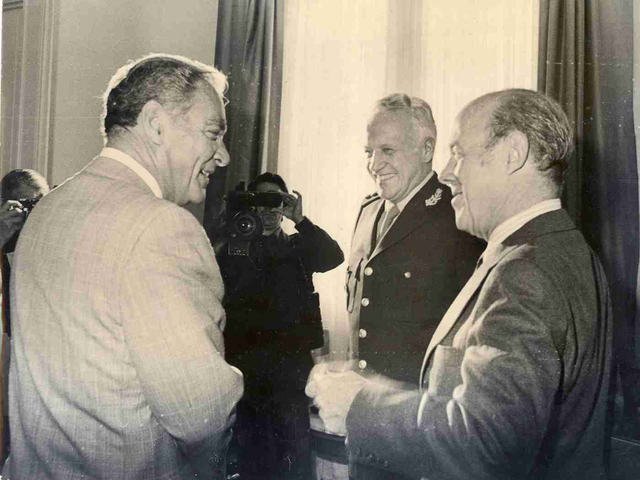 Trump dijo que podría resolver el conflicto por Malvinas y puso otra vez el foco en el rol del mediador: quién fue Alexander Haig, que lo intentó sin éxito en 1982