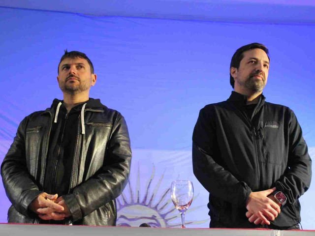 Un funcionario de Kicillof cerró un encuentro junto a Juan Grabois y pidió a la dirigencia política “hacer el esfuerzo necesario para sacar a Milei”
