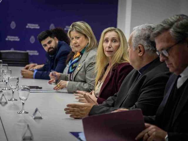El Gobierno decretará feriado nacional el lunes 9 de noviembre por la visita de León XIV