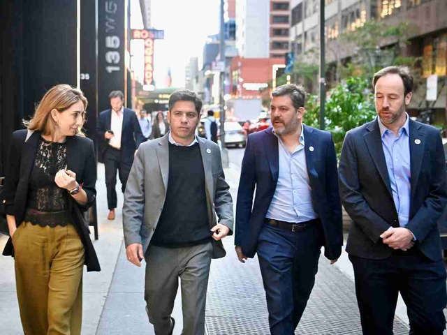 Kicillof en Nueva York: reuniones con fondos de inversión y empresarios, con críticas a Milei y al RIGI