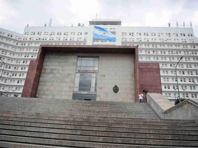 Corrupción en la Armada: la justicia secuestró las computadoras desde las que se pagaron los sobresueldos
