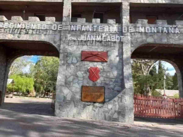 Investigan la muerte de un soldado voluntario de 19 años en un regimiento del Ejército en San Juan