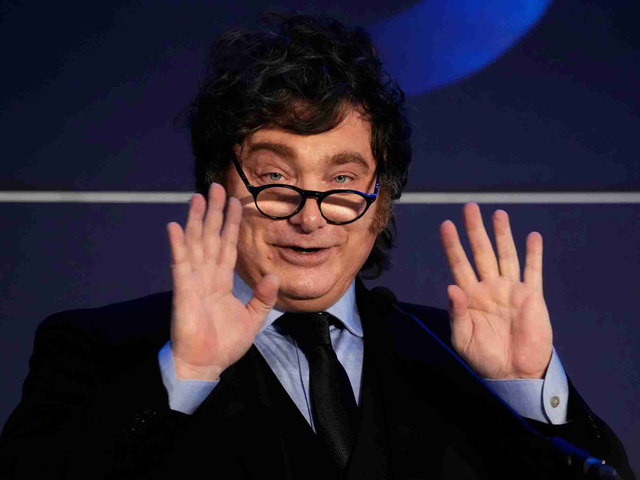 Desde París, Javier Milei avisó por dónde irá su campaña