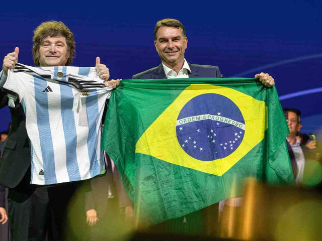 “La libertad avanza en Brasil”: la reacción de Javier Milei tras la ventaja electoral lograda por Flavio Bolsonaro