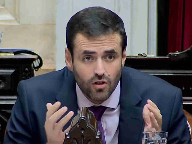 Pidieron la indagatoria de un dirigente de La Cámpora por usar a empleados del Congreso para crear noticias falsas