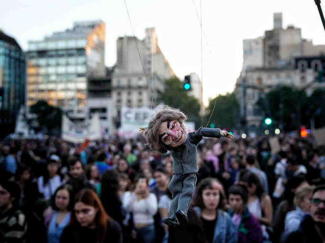 Tras el fallo judicial a favor, los rectores de las Universidades nacionales llevan su reunión mensual a Plaza de Mayo este miércoles