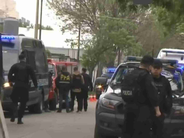 Desalojo de la cárcel de Devoto: hoy realizan el segundo traslado de presos hacia el nuevo penal de Marcos Paz