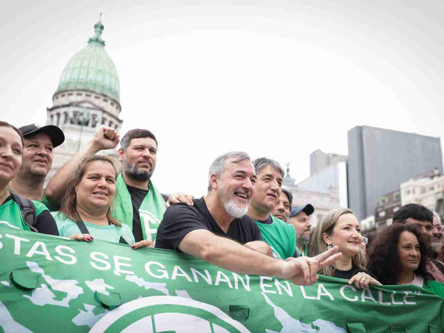 Paro de estatales: lo anunció ATE para exigir la derogación del DNU 70/23