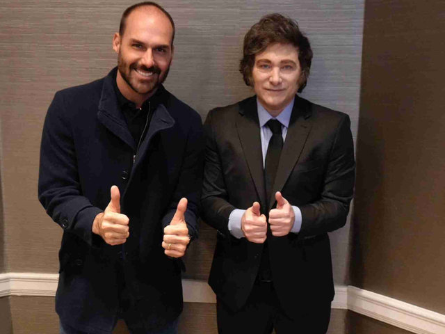 Eduardo Bolsonaro y Javier Milei compartirán un evento en Estados Unidos, a días del balotaje en Brasil y luego del pedido de detención contra él