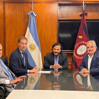 Revuelo en el PJ por la reforma laboral: cruces y denuncias de amenazas entre los duros y los aliados de Milei