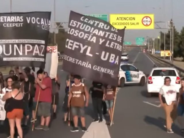 Una protesta generó caos de tránsito en Panamericana