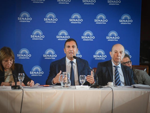 La Reforma Laboral bajo la lupa: los puntos clave que cuestionan los gremios y la interna empresaria por los cambios